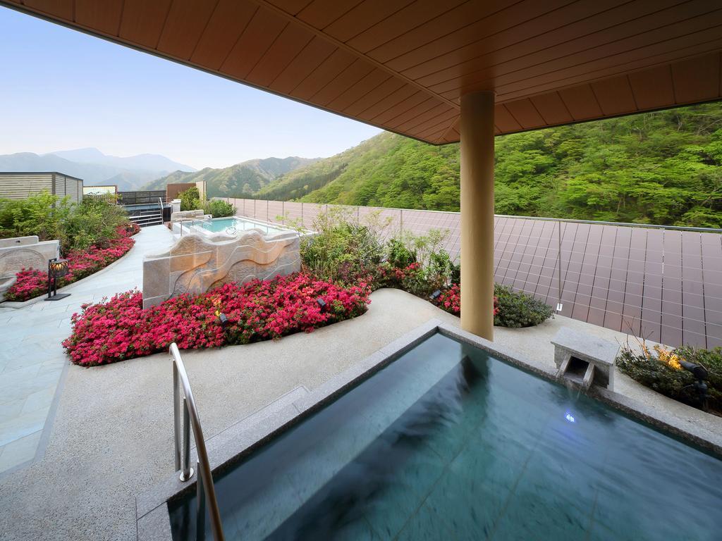 מלון ניקו Asaya מראה חיצוני תמונה A modern onsen