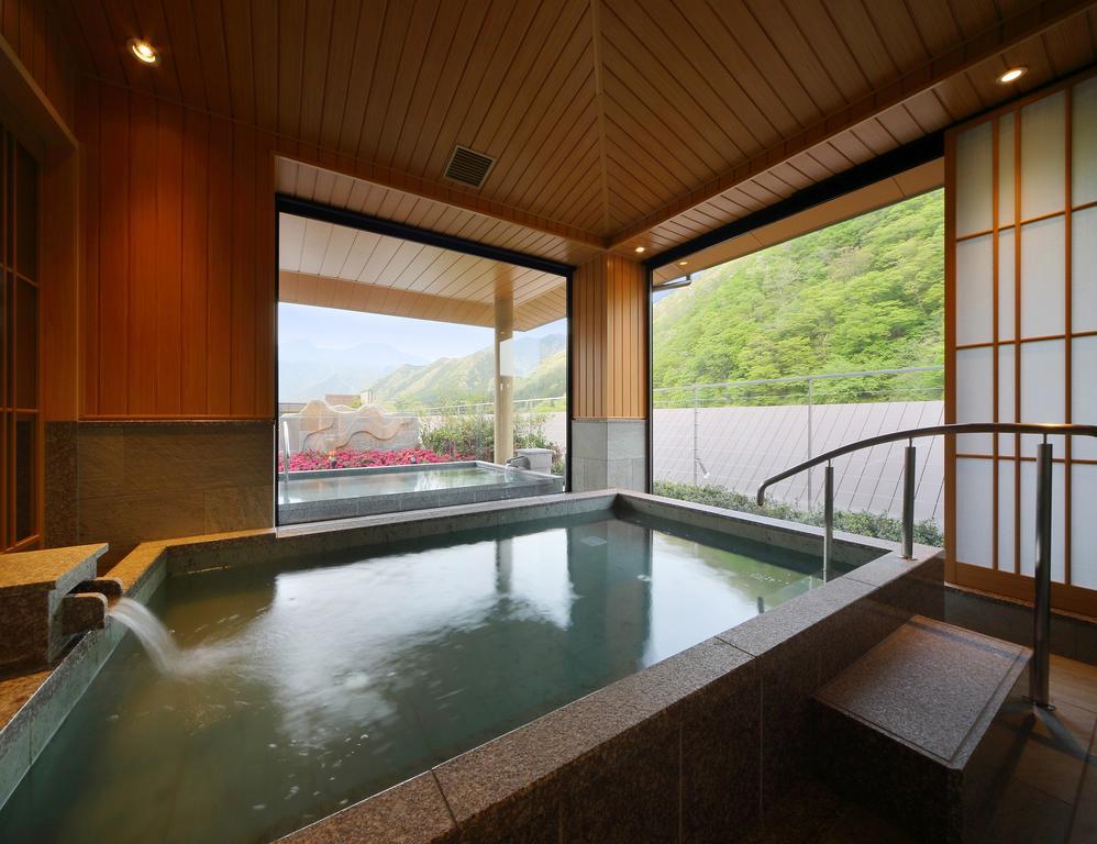 מלון ניקו Asaya מראה חיצוני תמונה A modern onsen