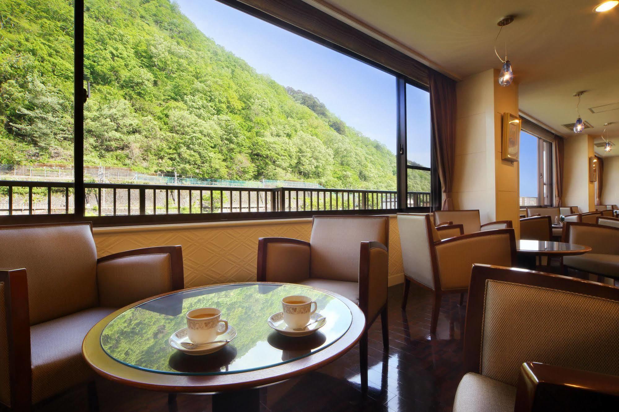 מלון ניקו Asaya מראה חיצוני תמונה The interior of a typical Japanese coffee shop